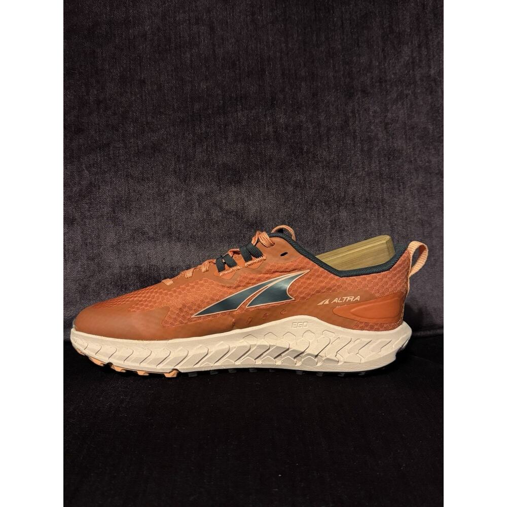 Altra Outroad Womens Sz 7 Trail Running Shoe Orange Pink Train Sneaker - Picture 2 of 5